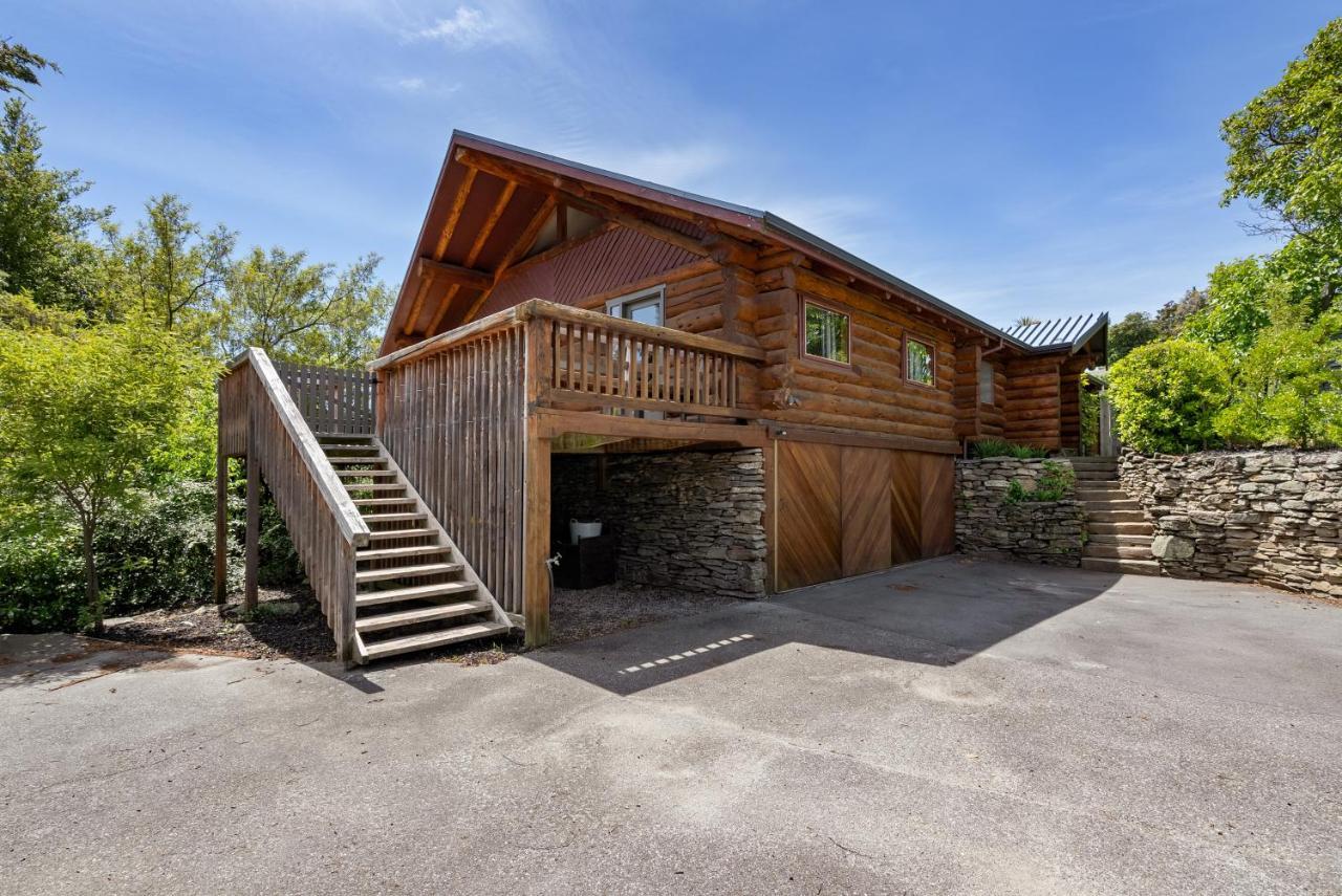 The Log House Villa Wanaka Exterior photo
